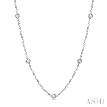 1 Ctw Round Cut Diamond Station Necklace in 14K White Gold